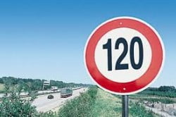 Maximum snelheid 120 km uur in Spanje op de snelweg